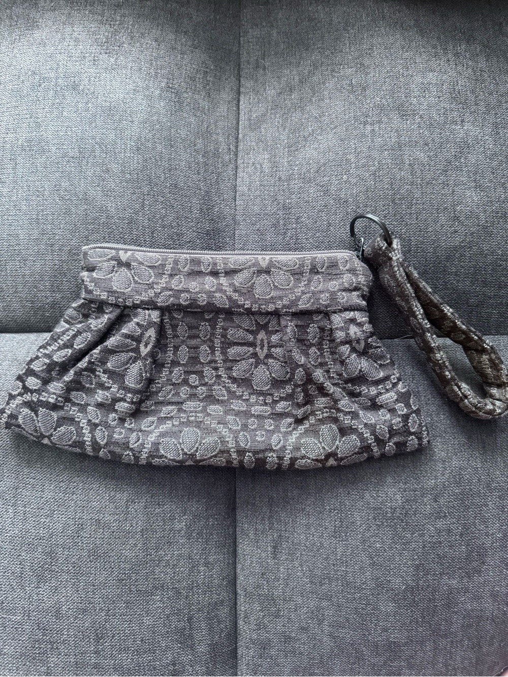 Maruca Handmade Colorado Jacquard Wristlet Clutch Gray Floral